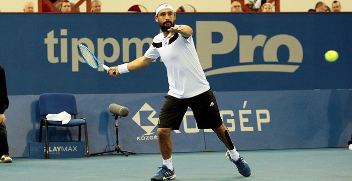 ÎŸ ÎœÎ¬ÏÎºÎ¿Ï‚ Î½Î¹ÎºÎ·Ï„Î®Ï‚ ÏƒÏ„Î¿ Ï„Î¿Ï…ÏÎ½Î¿Ï…Î¬ ÎµÏ€Î¯Î´ÎµÎ¹Î¾Î·Ï‚ ÏƒÏ„Î· Î’Î¿Ï…Î´Î±Ï€Î­ÏƒÏ„Î·